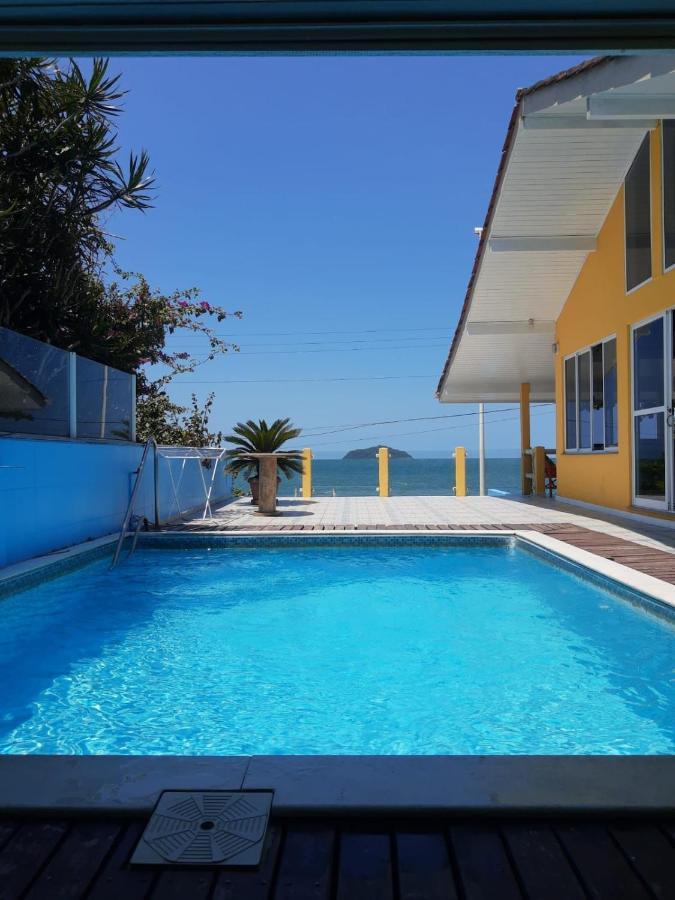 Mansao Ouro Verde Vlc Frente Para O Mar Com Piscina Piçarras Екстериор снимка
